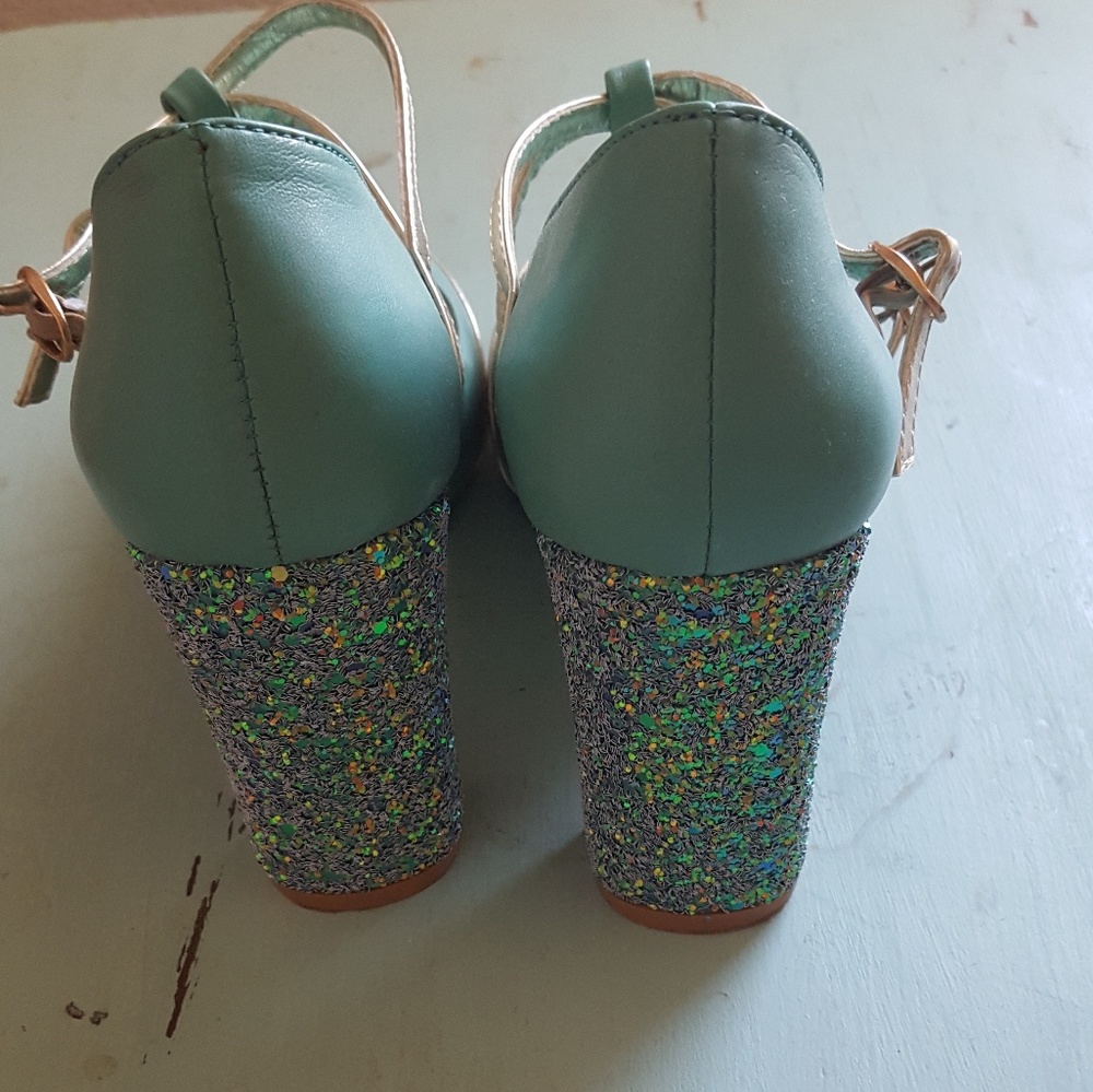 Modcloth Strut in the world heel